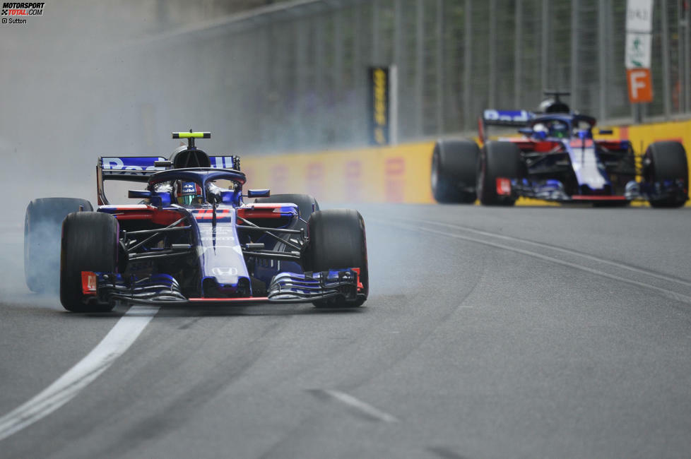 Brendon Hartley (4): Wenn man bedenkt, dass sein Blackout im Qualifying, bei dem er Gasly mitten auf der Strecke im Weg stand, beinahe zu einer Katastrophe geführt hätte, ist eine 4 fast noch gnädig benotet. Dem gegenüber steht der erste Punkt seiner Formel-1-Karriere. Glorreich war die Leistung trotzdem nicht.