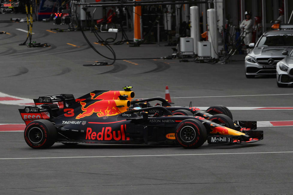 Daniel Ricciardo (4): Auch wenn er nicht der Hauptschuldige war: Ricciardo hätte den Crash mit Verstappen verhindern können. Nach allem, was davor im Rennen passiert war, hatte er aber mutmaßlich keine Lust, einen Rückzieher zu machen. Ansonsten gibt es an seiner Leistung nicht viel auszusetzen.