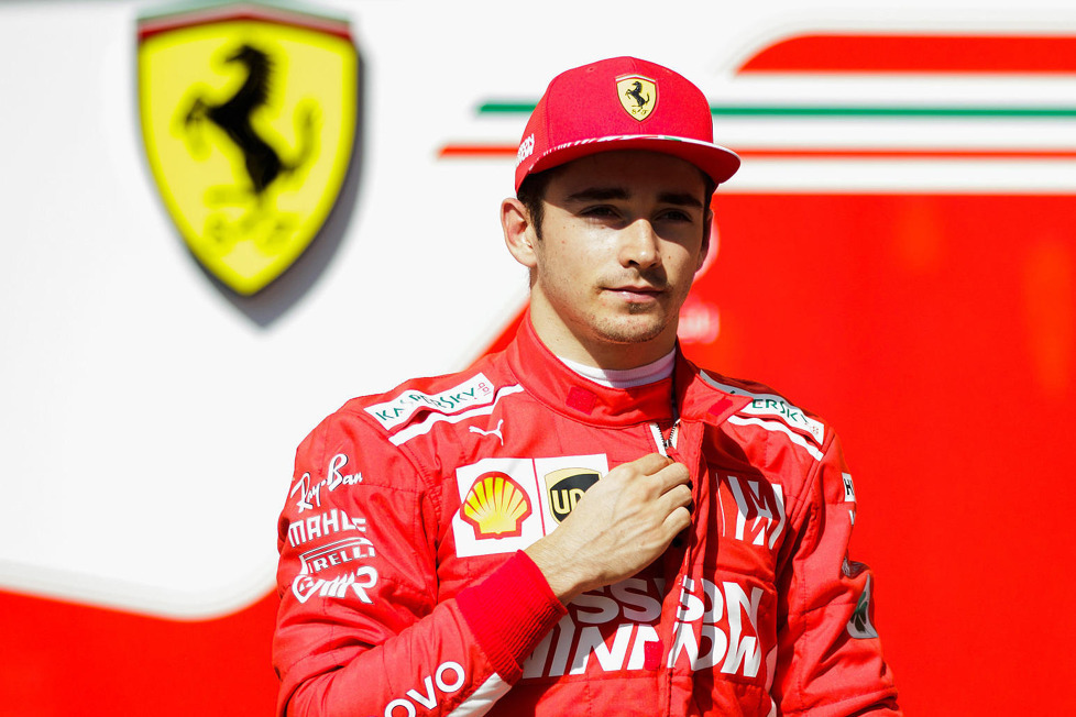 Bei den Testfahrten in Abu Dhabi gab es einen Vorgeschmack auf die Formel-1-Saison 2019: Charles Leclerc in Rot und Kimi Räikkönen wie einst Ayrton Senna