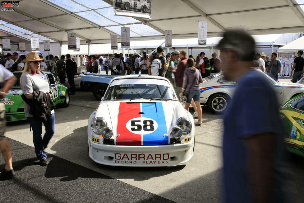Der Porsche 911 Carrera RSR ist ein echter Champion mit Signalwirkung. Der für die Saison 1973 entwickelte Rennwagen setzte in den USA ein nachhaltiges Zeichen. Hurley Haywood und Peter Gregg pilotierten das Auto mit der Nummer 58 in Daytona zum Gesamtsieg - und somit zum ersten Triumph eines Neunelfers in einem 24h-Rennen in Nordamerika.