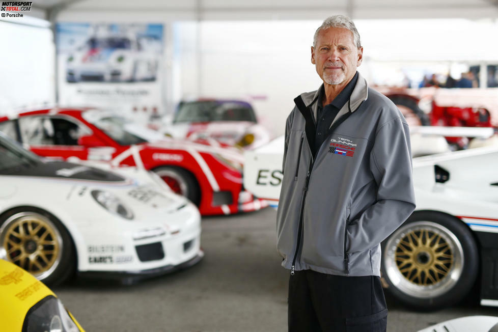 Der 65-jährige Porsche-Enthusiast Kevin Jeannette aus Kalifornien hat mit seinem Team Gunnar Racing weit über 20 traumhafte Rennfahrzeuge nach Laguna Seca gebracht. 