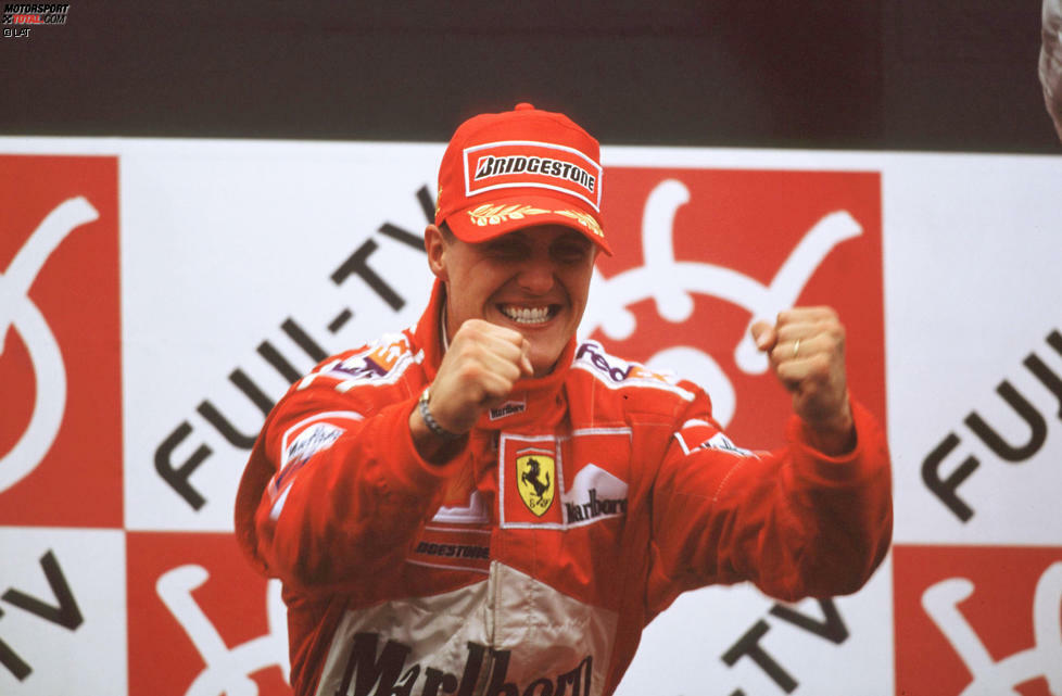 Am Ziel der Träume: Michael Schumacher hat die 21-jährige Durststrecke von Ferrari beendet und im Jahr 2000 in Suzuka in Japan den Formel-1-WM-Titel für das italienische Traditionsteam gewonnen! Hier sind die Bilder von damals!