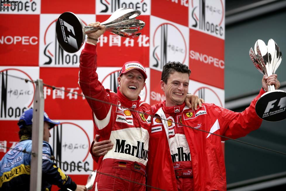 Siege (91): Auch in dieser Kategorie steht Schumacher aktuell noch ziemlich einsam an der Spitze. Allerdings: Mit 62 Siegen ist ihm Hamilton hier auf den Fersen. Rein theoretisch könnte er 