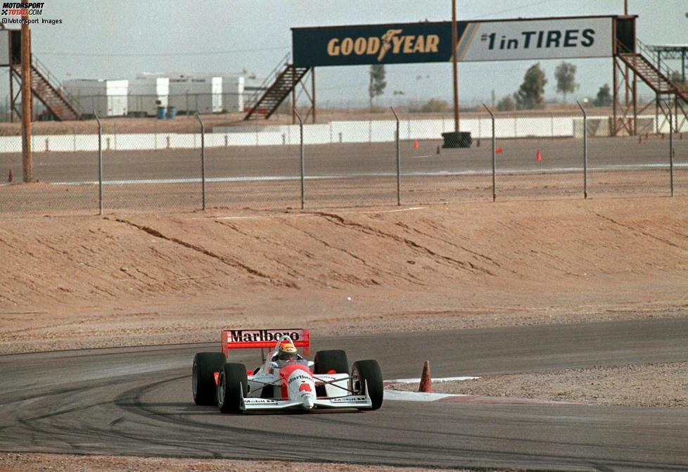 Nach 14 Runden zeigt die Stoppuhr: 49,5 Sekunden. Senna ist schon schneller als Fittipaldi!