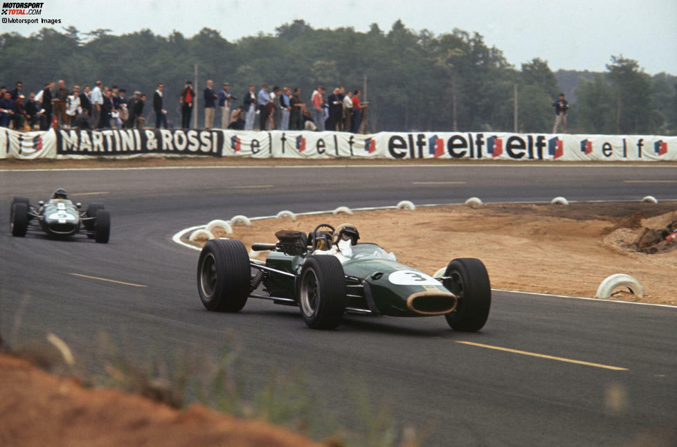 1967 ist die Formel 1 zum ersten und einzigen Mal zu Gast in Le Mans. Der Kurs gefällt aber weder Fahrern noch Organisatoren und man geht auf Abstand.