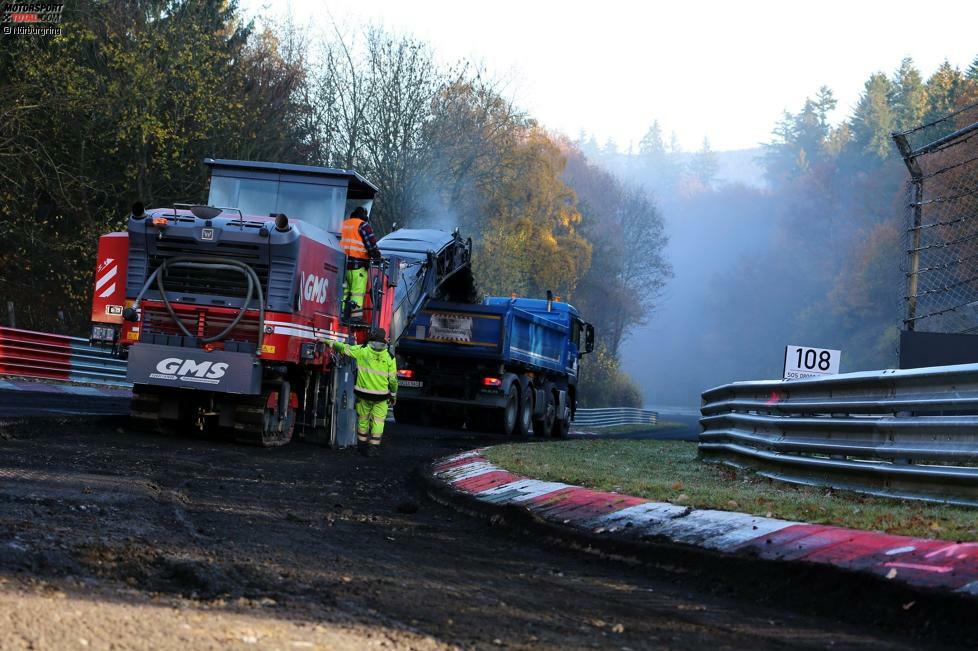 Bilder vom Beginn der Bauarbeiten.