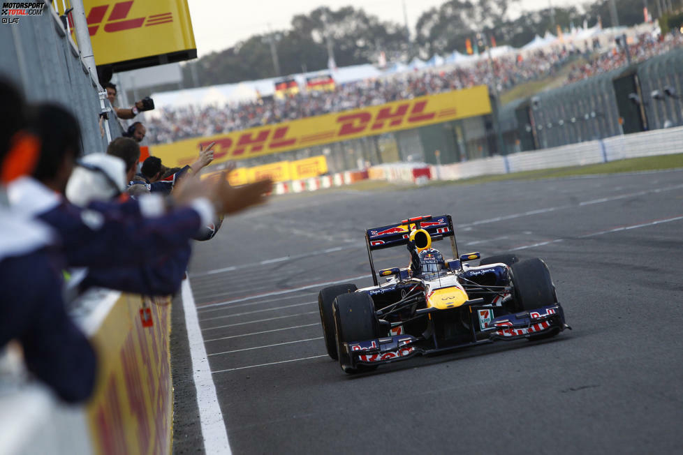 2011: Es geht weiter in der gleichen Tonart: Auch 2011 gewinnt Vettel den WM-Titel, diesmal mit einem Red-Bull-Renault RB7. Name: 