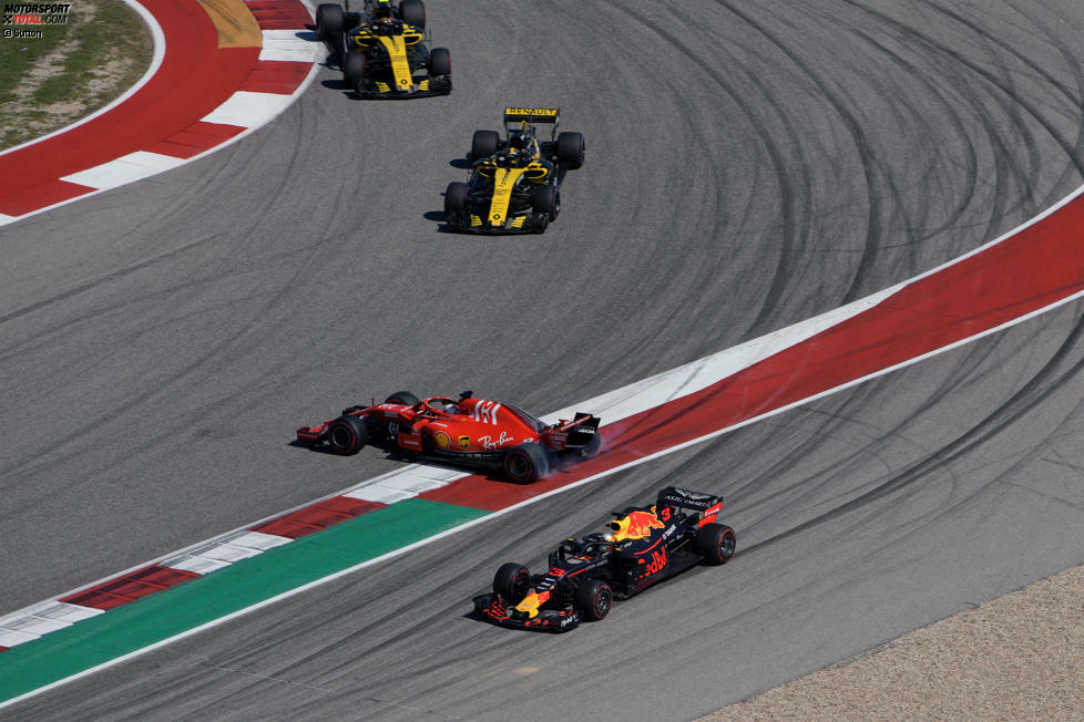 USA: Im Training fährt Vettel bei roter Flagge zu schnell und wird um drei Plätze zurückversetzt. Im Rennen greift er auf dem Weg nach vorne Ricciardo an, kollidiert und kreiselt abermals. Der sichere Sieg im schnellsten Auto ist verbockt, Platz vier kein Trost. Realer Punktestand: 276:346. Fehlerbereinigt: 384:312.