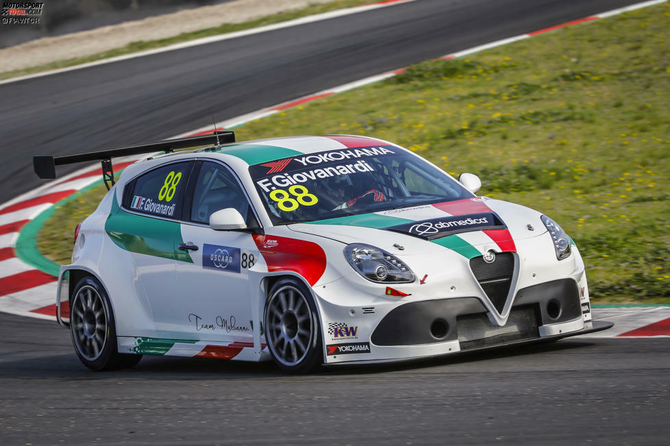 Team Mulsanne, Alfa Romeo Giulietta TCR: #10 Gianni Morbidelli (Italien), #88 Fabrizio Giovanardi (Italien)