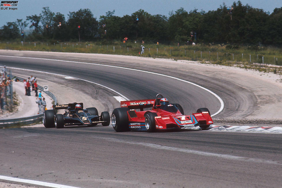 8. John Watson (Brabham) Frankreich 1977: Eigentlich hatte Watson seinen Konkurrenten Mario Andretti im Griff, bis zur letzten Runde: Aufgrund von Benzinmangels hatte der Motor von Alfa Romeo mit Fehlzündungen zu kämpfen. Andretti schlüpfte durch und holte sich den Sieg mit 1,5 Sekunden Vorsprung.