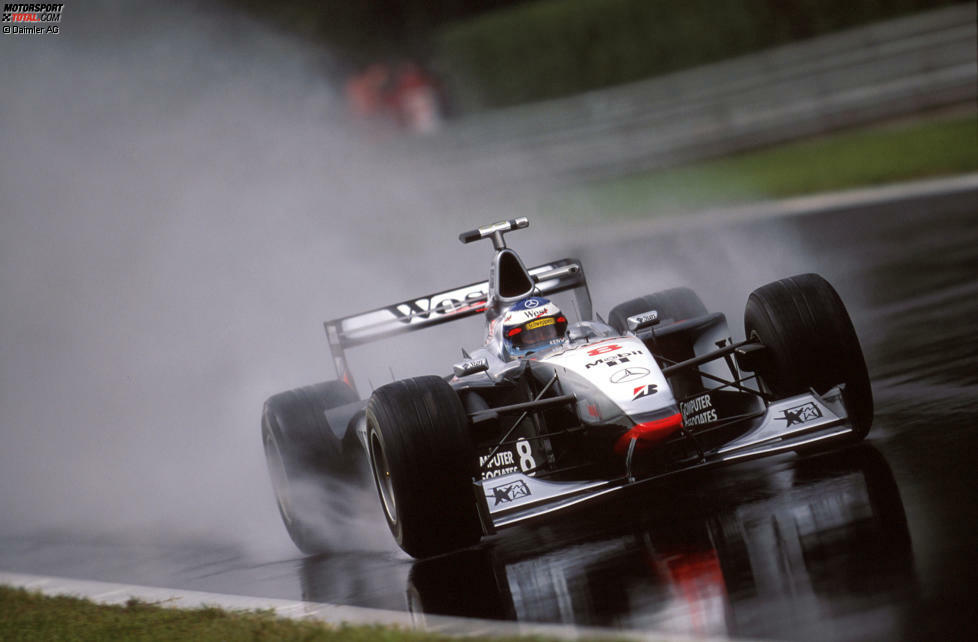 In den 90er-Jahren kehrt Mercedes in die Formel 1 zurück, erst als Motorenpartner von Sauber, dann bei McLaren. Mika Häkkinen wird 1998 und 1999 jeweils Weltmeister.