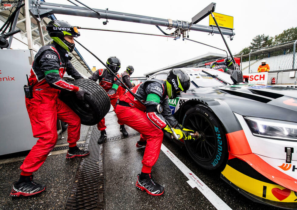 Das Audi Sport Team Phoenix sicherte sich bereits zum vierten Mal den Best Pit Stop Award, den Reifenpartner Hankook für die schnellsten Boxenstopps vergibt.