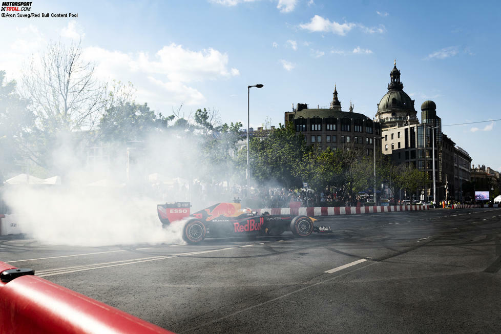 Max Verstappen, RB7-Showcar