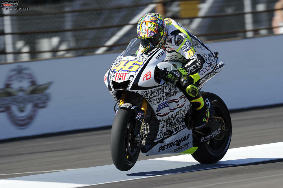 Indianapolis/Laguna Seca 2010: Mit 500 Yamaha-Fans auf seinem Bike fährt Rossi die beiden US-Rennen in Laguna Seca und Indianapolis.