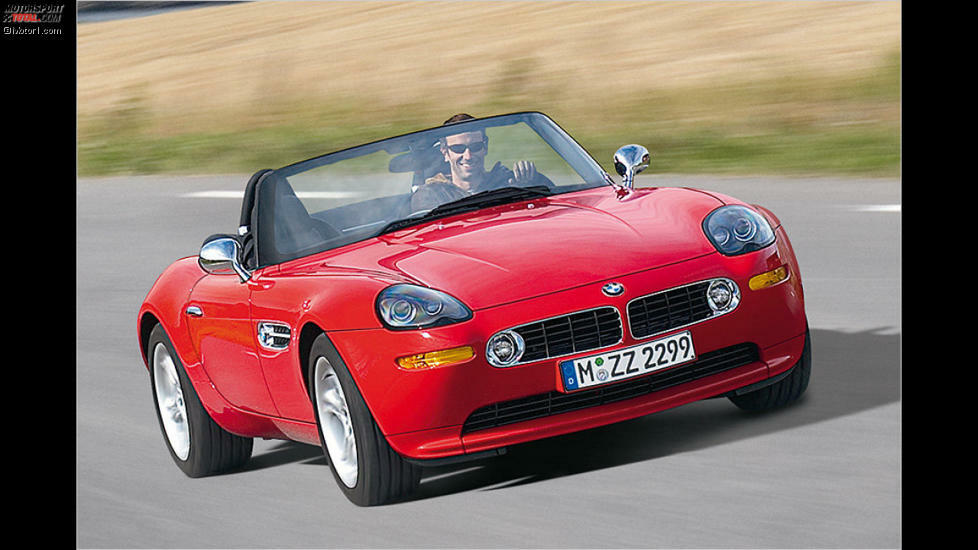 Von dem schicken Roadster Z8 baute BMW von 2000 bis 2003 knapp 6.000 Stück. Das Design orientierte sich am BMW 507 und stammt von Henrik Fisker (der auch den Aston-Martin DB9 und natürlich den Fisker Karma entwarf). Trotz der etwas glupschäugigen Scheinwerfer gehört er für uns zu den schönsten Vertretern seiner Art.