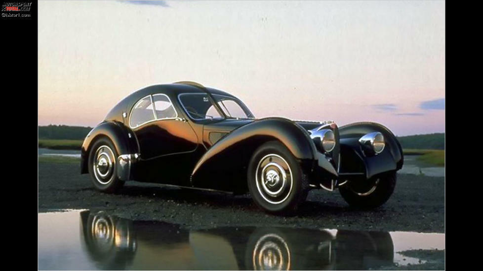 Einer unserer Top-Favoriten ist der Bugatti 57, den es als Coupé und als Roadster in verschiedenen Untertypen gibt. Insgesamt wurden nur wenig mehr als 700 Stück von der Baureihe 57 produziert. Der 57 SC Atlantic ist ein Coupé, von dem sogar nur vier Exemplare gebaut wurden. Nur zwei davon sind bis heute erhalten.