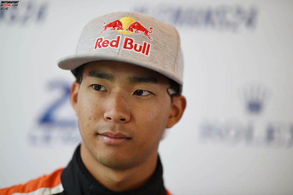 Ryo Hirakawa (JPN/25 - Lexus): Ryo Hirakawa ist zwar erst 25, hat aber durch seinen Triumph im Jahr 2017 bereits einen Super-GT-Titel auf dem Konto. Zudem war er im Vorjahr Buttons großer Titelrivale. Der erste Pilot in der Super-GT-Historie, der von Red Bull gesponsert wird, hat durch seine LMP2-Einsätze auch Le-Mans-Erfahrung.