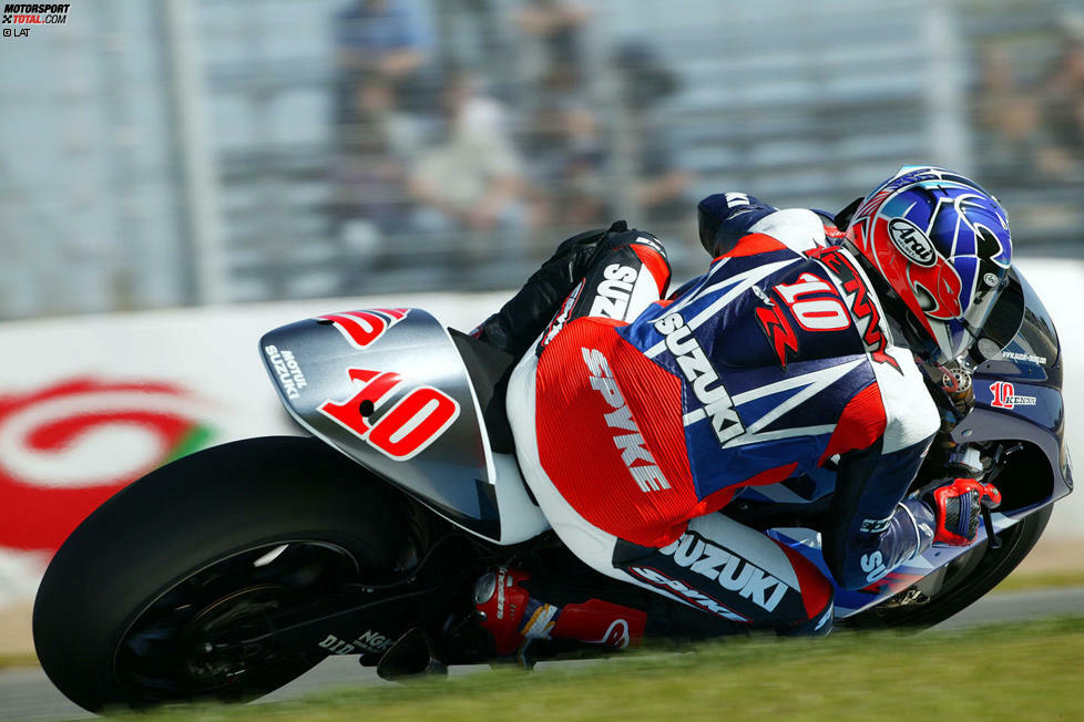 2003 (GSV-R) - Fahrer: John Hopkins, Kenny Roberts jun., Yukio Kagayama (Ersatzfahrer), Akira Ryo (Test- und Ersatzfahrer) - Bilanz: 0 Podestplätze, P5 in der Hersteller-WM