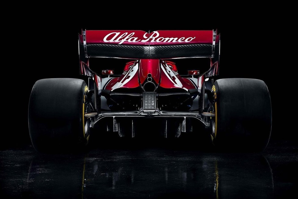 Das ehemalige Sauber-Team, das nun auf den Namen Alfa Romeo getauft wurde, hat den neuen Boliden von Kimi Räikkönen & Antonio Giovinazzi präsentiert