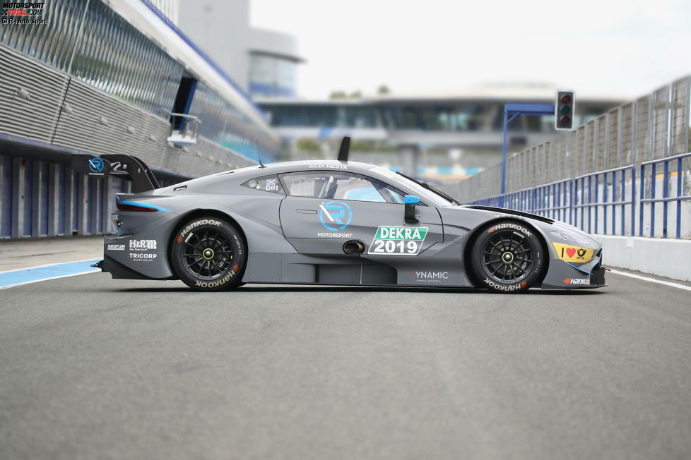 Aston Martin Vantage DTM