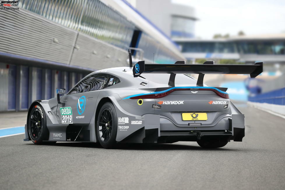 Aston Martin Vantage DTM