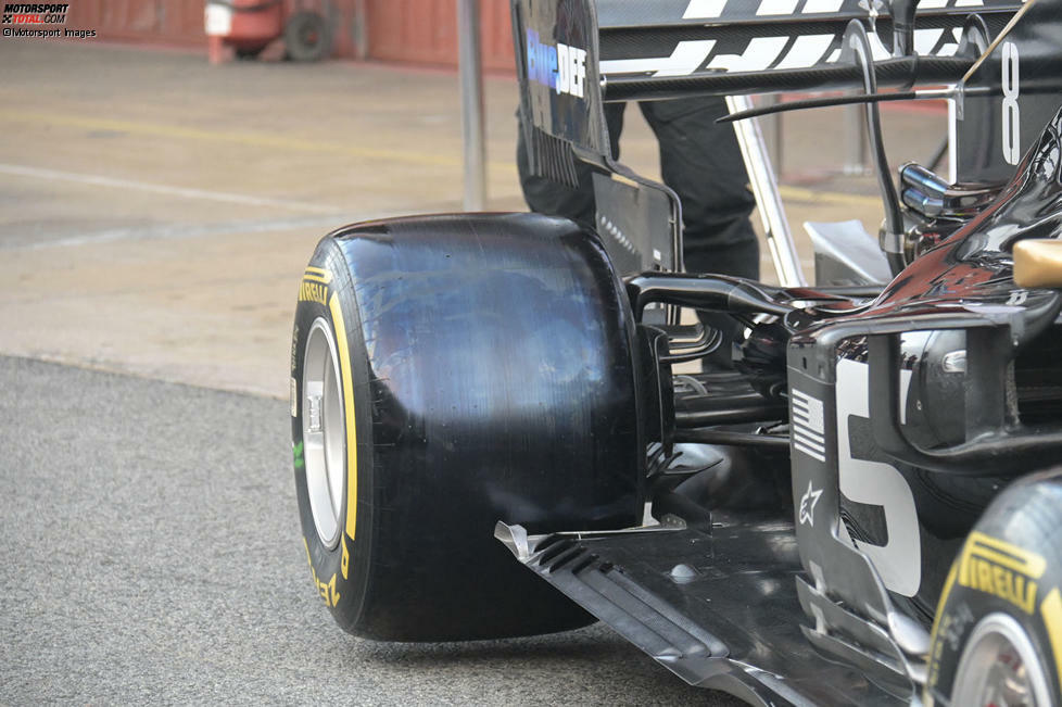 Haas VF-19