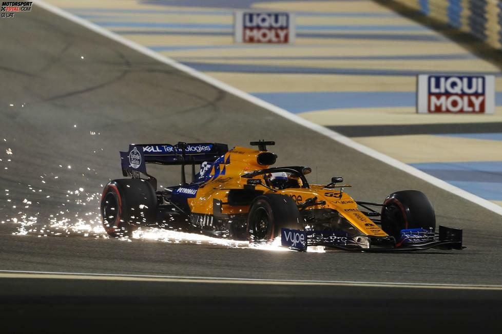 Carlos Sainz (2): Noch hat der Spanier die Nase vorne, sowohl im Qualifying als auch im Rennen. Dass er überhaupt in eine Kollision mit Verstappen verwickelt werden konnte, spricht für den Speed der Kombination Sainz/McLaren. Bei normalen Rennverlauf hätte er 