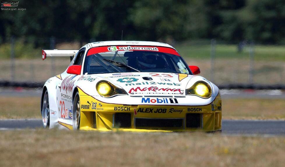 Die USA wurden allmählich Bernhards zweite Heimat. 2004 gelingt ihm beim Debüt des Porsche 911 RSR der Titel in der GT-Klasse der American Le Mans Series (Vorläufer der heutigen GTLM in der IMSA) mit Alex Job Racing.