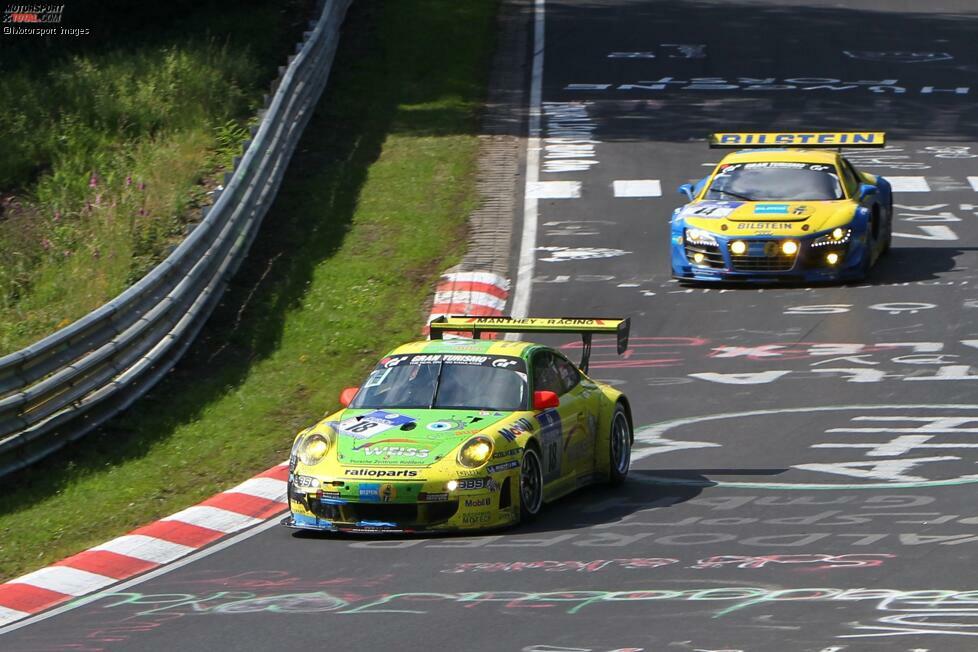 Der Letzte seiner Art: Obwohl nominell gegen die GT3-Boliden unterlegen, gelingt Bernhard mit Luhr, Dumas und Marc Lieb 2011 der letzte Sieg eines GT2-Autos bei den 24 Stunden auf dem Nürburgring. Ab 2012 sollten nur noch die Boliden der Klasse SP9 die Siege einfahren.