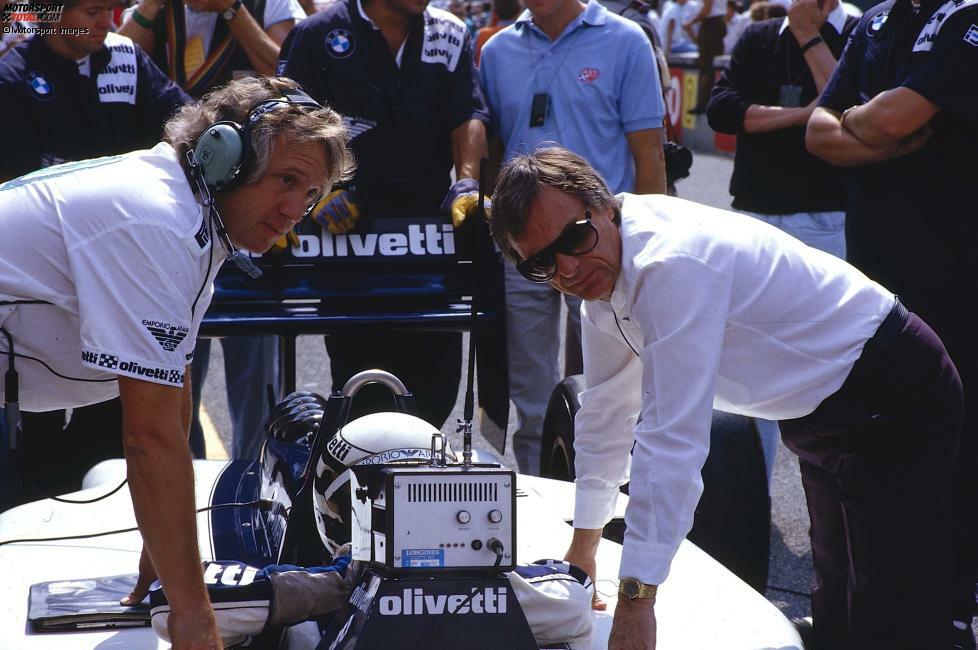 Sein Chef bei Brabham: ein gewisser Bernie Ecclestone (rechts).