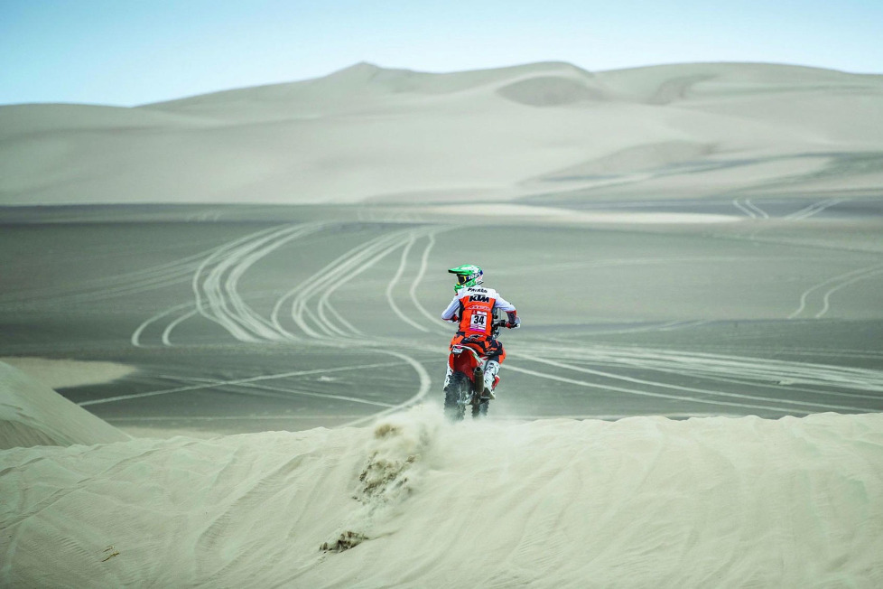 Die Rallye Dakar wird in diesem Jahr erstmals nur in Peru ausgetragen - spektakuläre Bilder gibt es dennoch en masse!