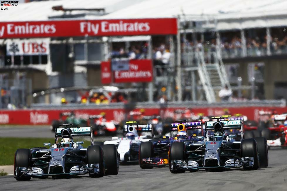 Der Antrieb ist es auch, der die Serie in Kanada enden lässt. Bei beiden Silberpfeilen streikt das Hybridsystem. Hamilton muss aufgeben, Rosberg rettet noch Platz zwei ins Ziel. In Österreich stehen anschließend beide wieder ganz oben auf dem Treppchen. Ohne Technikprobleme hätten es also sogar acht Doppelsiege in Serie sein können ...