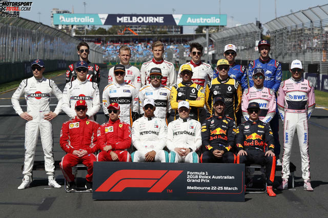 Wer fährt wo in der Formel-1-Saison 2019? Wir geben einen aktuellen Überblick über das Grand-Prix-Feld und zeigen bei den noch offenen Plätzen, wer für welches Cockpit im Gespräch ist! Wer fährt wo in der Formel-1-Saison 2019? Wir geben einen aktuellen Überblick über das Grand-Prix-Feld und zeigen bei den noch offenen Plätzen, wer für welches Cockpit im Gespräch ist!