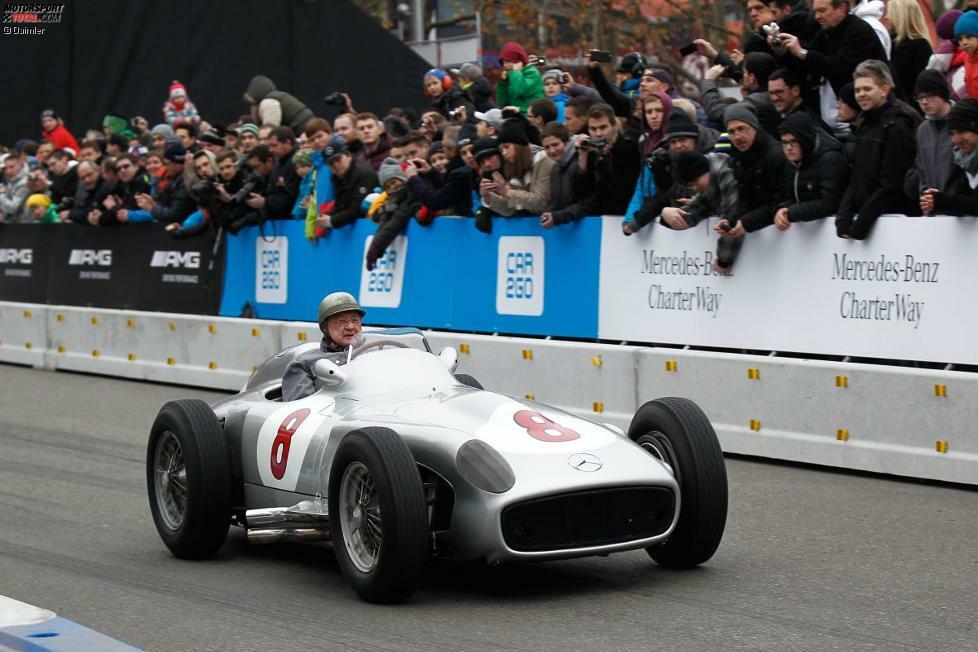 4. Hans Herrmann: 5 Jahre, 7 Monate und 19 Tage zwischen dem Argentinien-GP 1955 und dem Italien-GP 1960