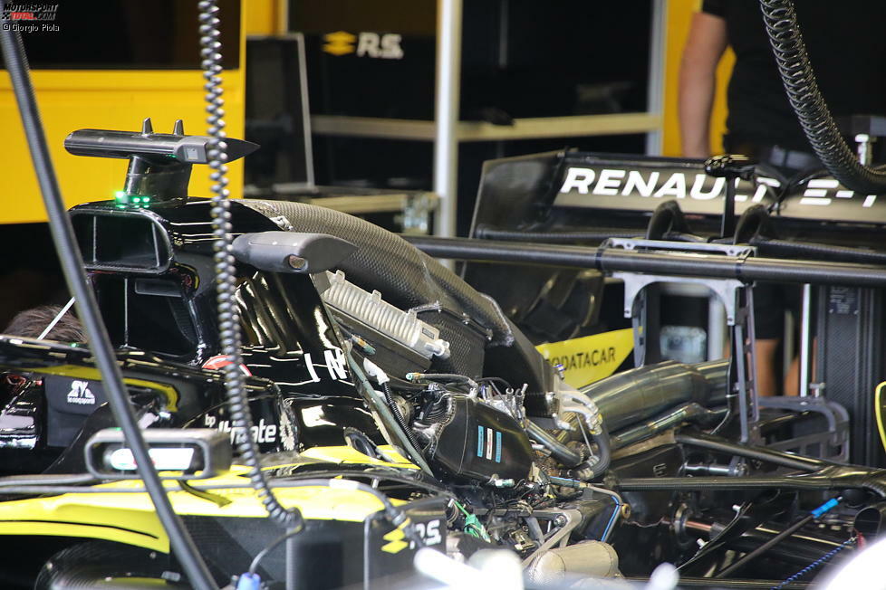 Renault R.S.19: Motorinstallation