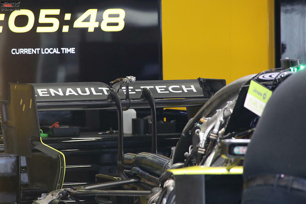Renault R.S.19: Heckflügel