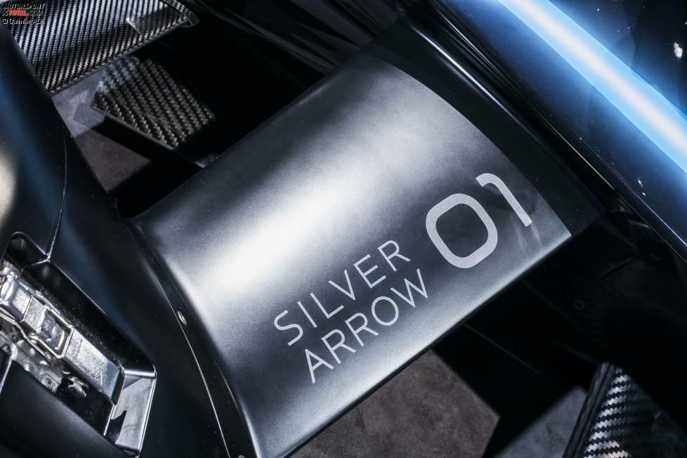 Mercedes-Benz EQ Silver Arrow 01