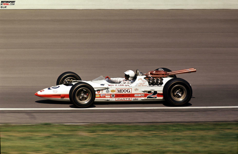 Rodger Ward (1965): Für Jahrzehnte war es die größte Sensation aller Zeiten. Rodger Ward, der das Indy 500 zweimal (1959, 1962) gewonnen hatte, packte es nicht. Während seiner Qualifying-Versuche jagte er drei Motoren hoch und hatte einen Unfall einen Tag vor dem Bump Day. Er ging erst 15 Minuten vor Schluss auf die Strecke - zu wenig.