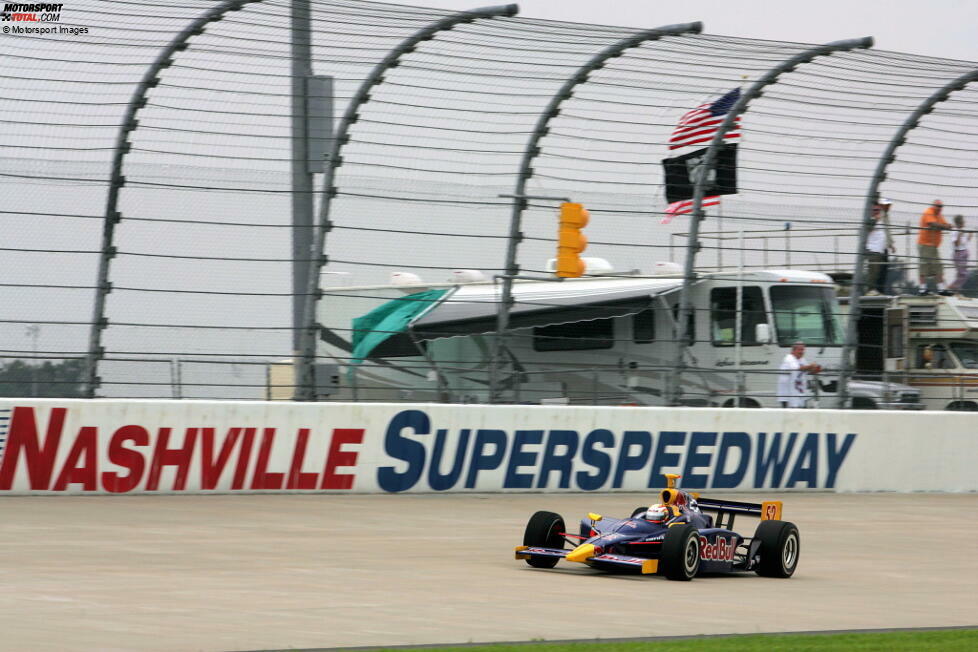 #2: Nashville Superspeedway in Lebanon: 206,211 mph (331,793 km/h)