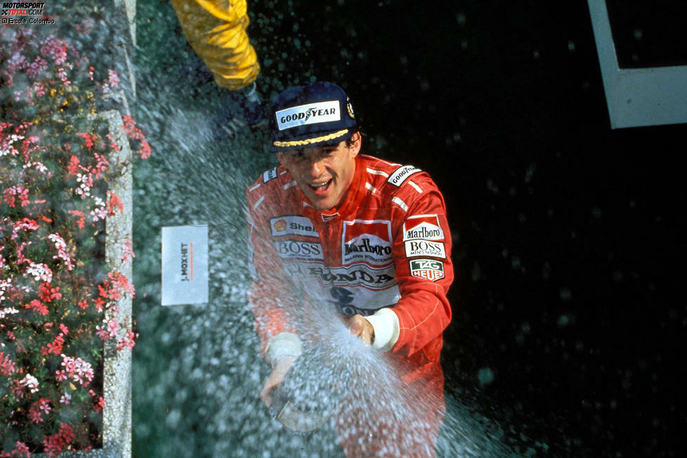 Der Rest ist Geschichte: Im folgenden Jahr gewinnt Senna für Lotus seine ersten Rennen, 1988, 1990 und 1991 wird er mit McLaren dreimal Weltmeister. Dazu kommen bis zu seinem tödlichen Unfall 1994 unter anderem insgesamt 41 Siege und 65 Pole-Positions.