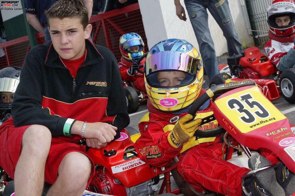 Leclerc beginnt mit sieben Jahren das Kartfahren und feiert schnell erste Erfolge. Immer an seiner Seite: Freund und Mentor Jules Bianchi. Dessen Vater betreibt eine Kartbahn, auf der Leclerc sein Handwerk lernt.