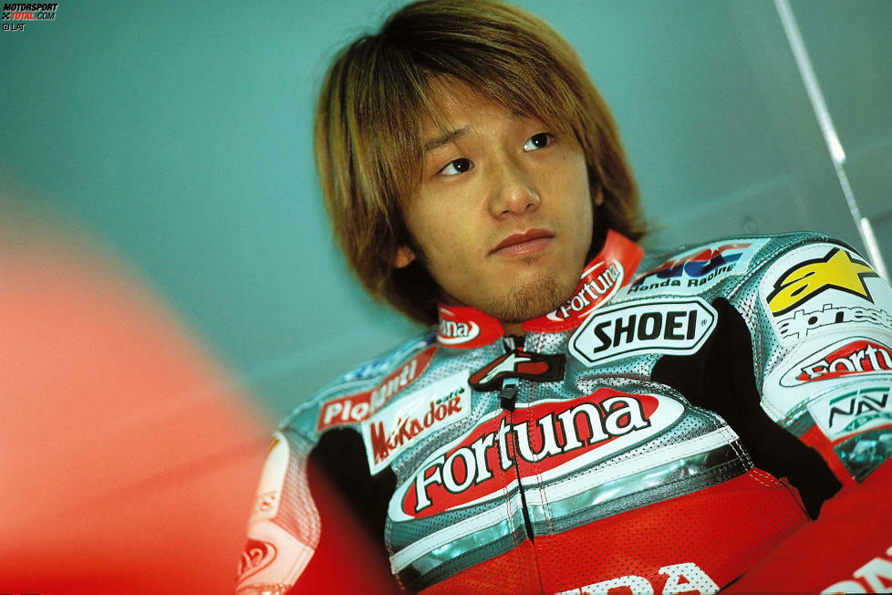 Daijiro Kato (Japan): 1996 stieg der Japaner in die 250er-Klasse ein und stieg nach 17 Siegen und dem WM-Titel (2001) 2002 in die MotoGP auf. Nur ein Jahr später folgte die Tragödie: Kato verlor bei einem Unfall in Suzuka sein Leben.