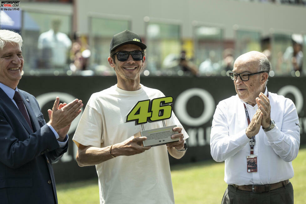 Valentino Rossi (Italien): Von 1996 bis 2021 prägte Rossi die Motorrad-WM wie kein anderer Fahrer und holte klassenübergreifend neun Titel, gewann 115 Rennen und stand 235 Mal auf dem Podium. Im Alter von 42 trat Rossi ab und fuhr beim Abschied noch einmal in die Top 10.