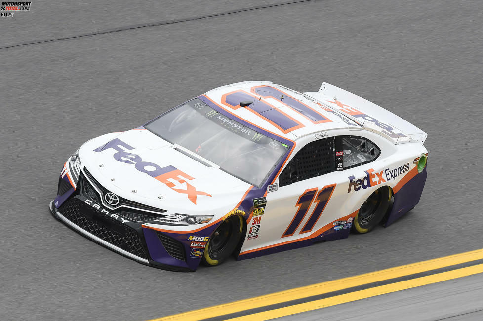 #11: Denny Hamlin (Gibbs-Toyota)