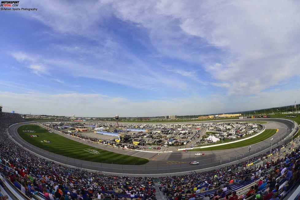 #6: Kansas Speedway in Kansas City (1,5 Meilen) - 197,773 mph (318,217 km/h)