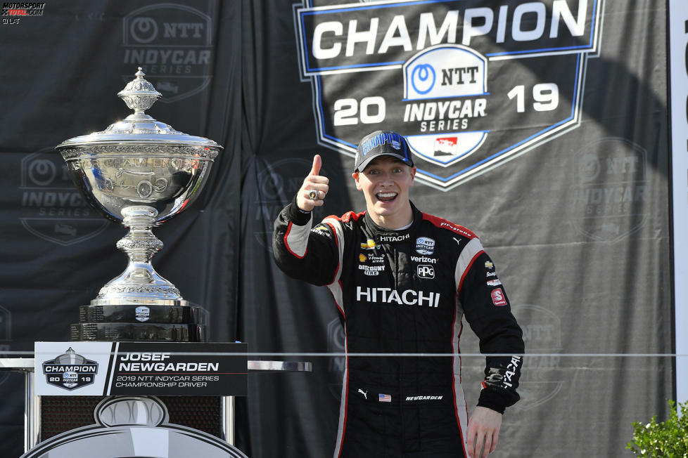 Newgarden musste die Krone 2018 an Scott Dixon abgeben, für den es bereits der fünfte Titel war. Ein Jahr später geht der Pokal wieder zurück an den Mann aus Tennessee.