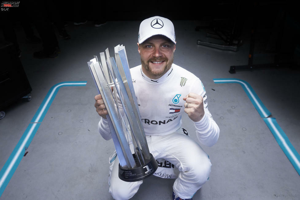 Valtteri Bottas (1): Und natürlich gibt es auch für den Rennsieger die Bestnote. Pole-Position, Sieg, und ohne den späten Boxenstopp von Charles Leclerc hätte er sich zusätzlich auch wieder die schnellste Runde geschnappt. Und ganz nebenbei liegt er jetzt auch wieder an der Spitze der Weltmeisterschaft. Chapeau!