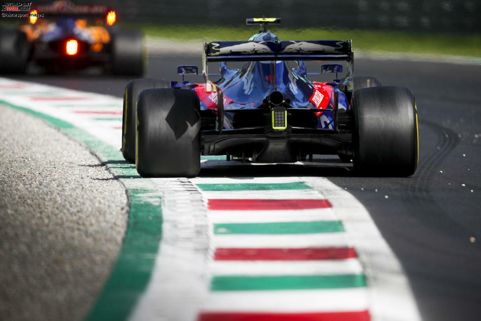 Pierre Gasly (3): Seit er Toro Rosso fährt, sehen seine Leistungen besser aus. Das kann zwei Gründe haben. Erstens: Er fühlt sich mit dem Auto wohler, kommt ohne Druck besser zurecht. Zweitens: Er ist genauso schlecht wie vorher - sieht neben einem Teamkollegen, der nicht Verstappen heißt, aber besser aus.