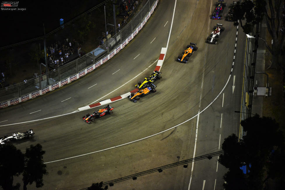 Nico Hülkenberg (4): Im Quali 0,2 Sekunden hinter dem Teamkollegen, am Sonntag Sainz mit einer völlig überflüssigen Attacke aus dem Rennen bugsiert - das kann Hülkenberg besser. Momentan zeigt er das aber nicht. So liefert er Frederic Vasseur keinen Grund, sich für das zweite Alfa-Romeo-Cockpit einzusetzen.