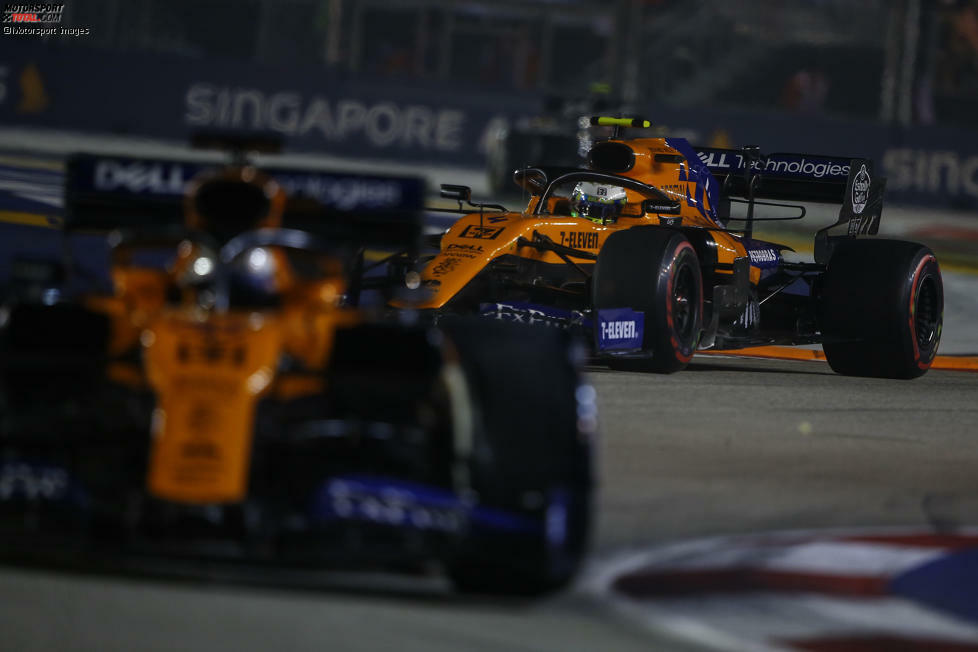 Lando Norris (3): Singapur gilt als eine der schwierigsten Strecken für Rookies, und das hat Norris gegen Sainz, fast schon ein alter Hase in der Formel 1, zu spüren bekommen. Letztendlich war er 